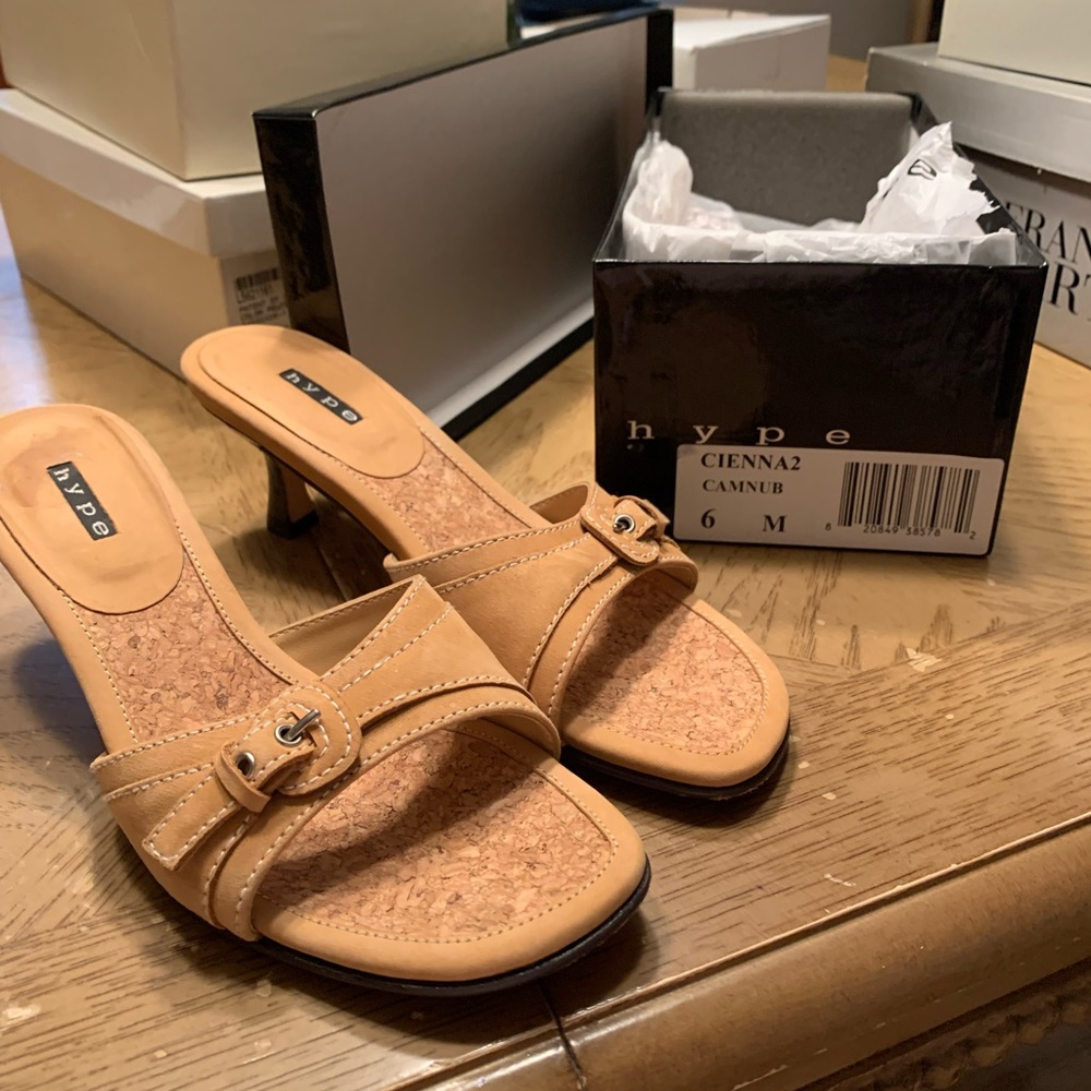 HYPE KITTEN HEEL SLIDES - BEAUTIFUL